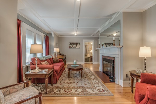86 Mooreland Road Melrose, MA 02176 - Photo 6 of 30