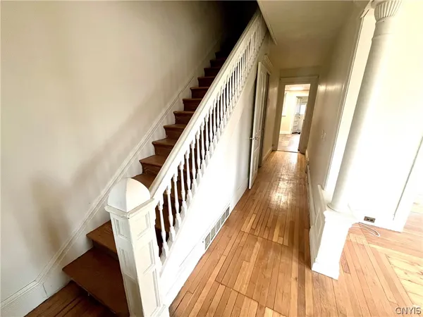 $2,000 | 173 East Genesee Street, Unit 171, Auburn, NY 13021