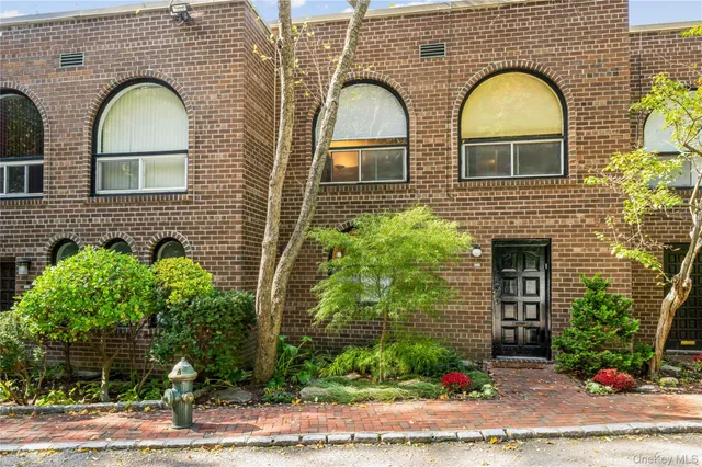 $1,699,000 | 4475 Douglas Avenue | Riverdale