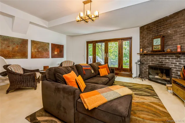 $1,699,000 | 4475 Douglas Avenue | Riverdale