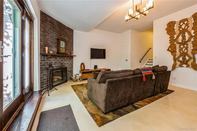 $1,699,000 | 4475 Douglas Avenue | Riverdale