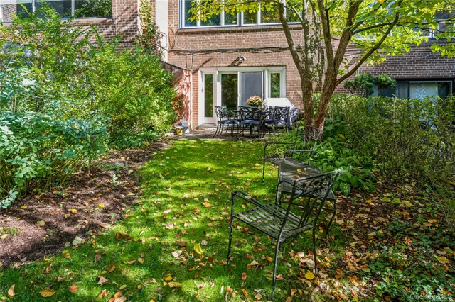 $1,699,000 | 4475 Douglas Avenue | Riverdale