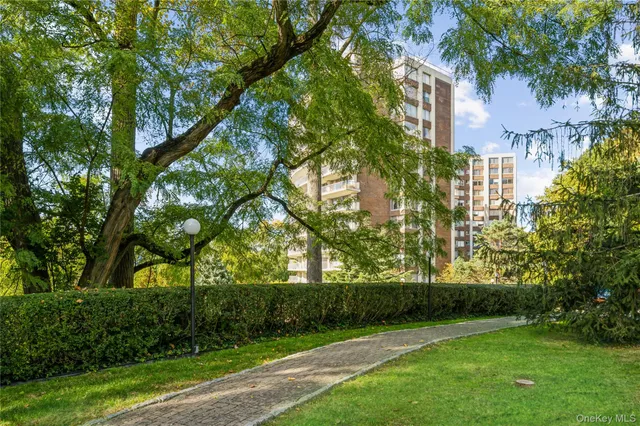 $1,699,000 | 4475 Douglas Avenue | Riverdale