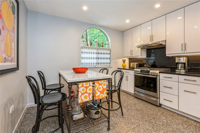 $1,699,000 | 4475 Douglas Avenue | Riverdale
