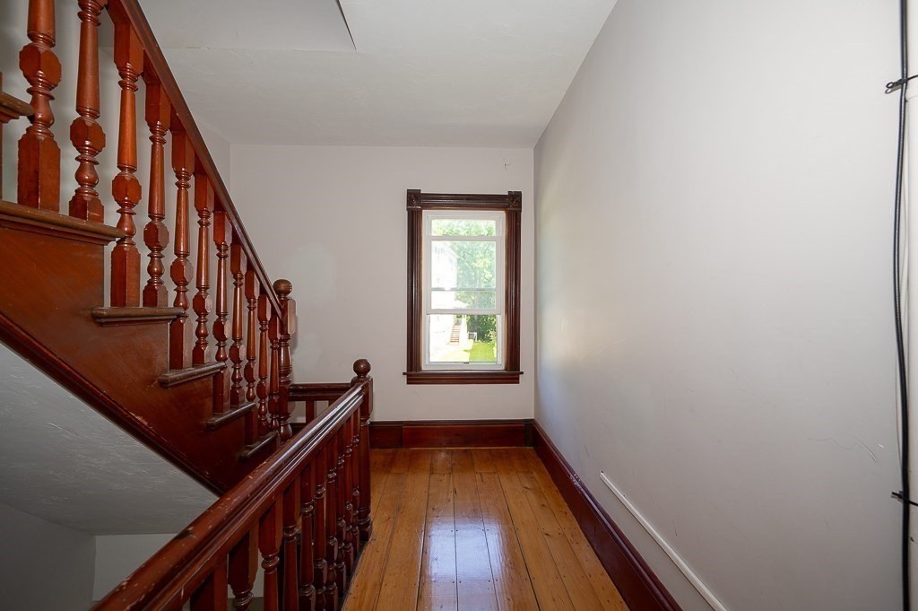192 Vernon Street Worcester, MA 01607 - Photo 20 of 38