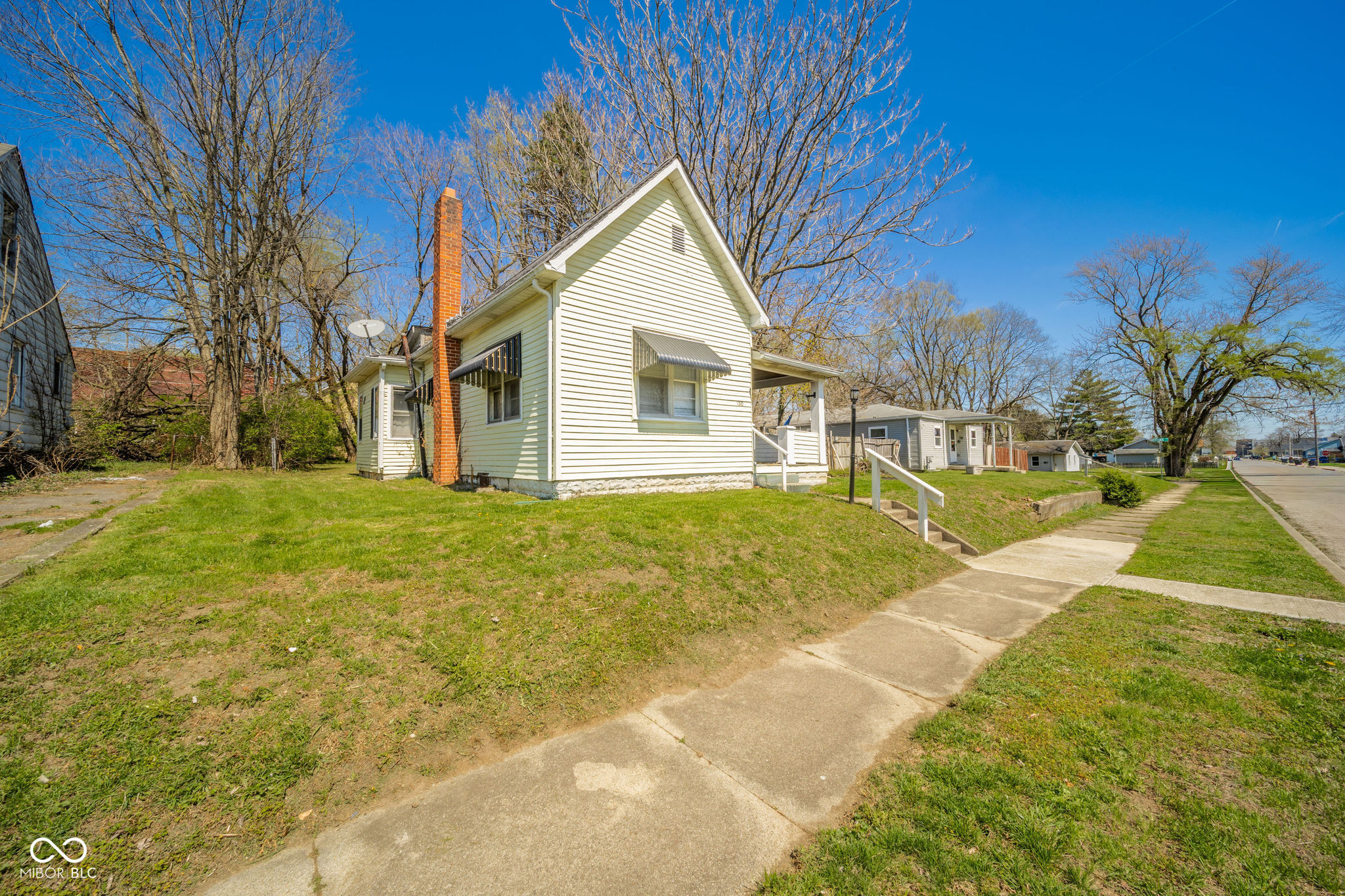 1310 West 13th Street Anderson, IN 46016 - Photo 2 of 18