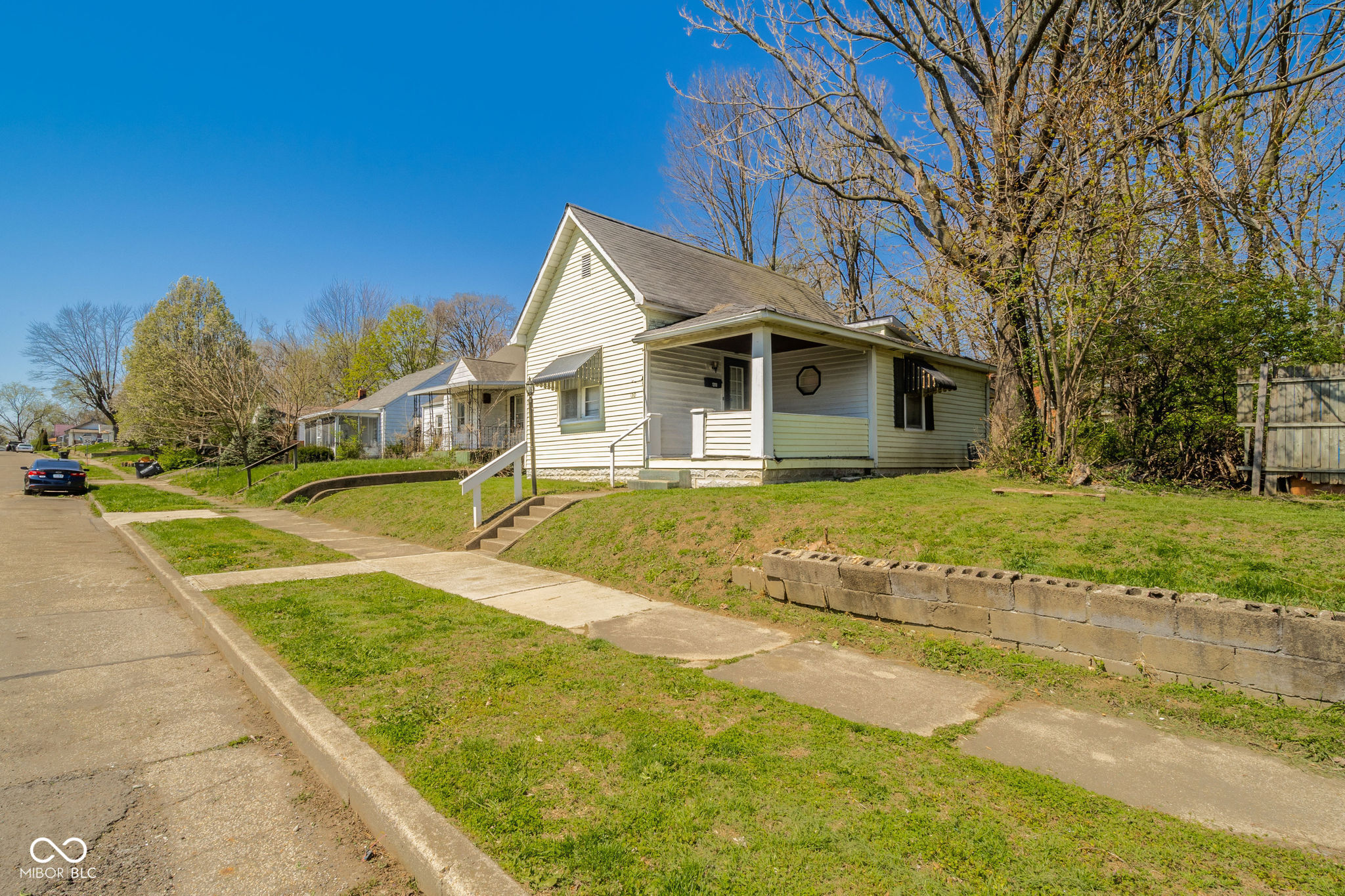 1310 West 13th Street Anderson, IN 46016 - Photo 3 of 18