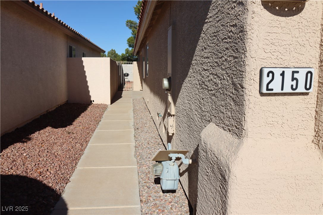 2150 Hidden Ranch Terrace Henderson, NV 89052 - Photo 3 of 32