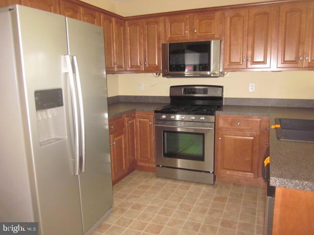 630 Chatham Way Lititz, PA 17543 - Photo 7 of 23