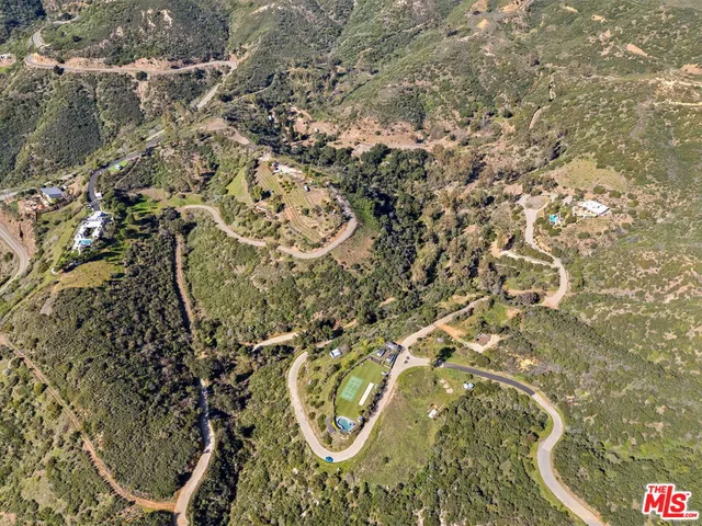 $4,750,000 | 2100 McReynolds Road, Malibu, CA 90265
