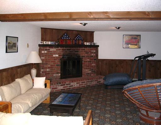 345 River Road Topsham, ME 04086 - Photo 23 of 25 Den/Family/Great Room. The large,...
