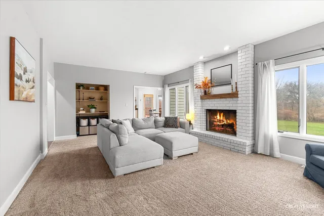 $597,900 | 10167 East Deer Creek Lane, Rochelle, IL 61068