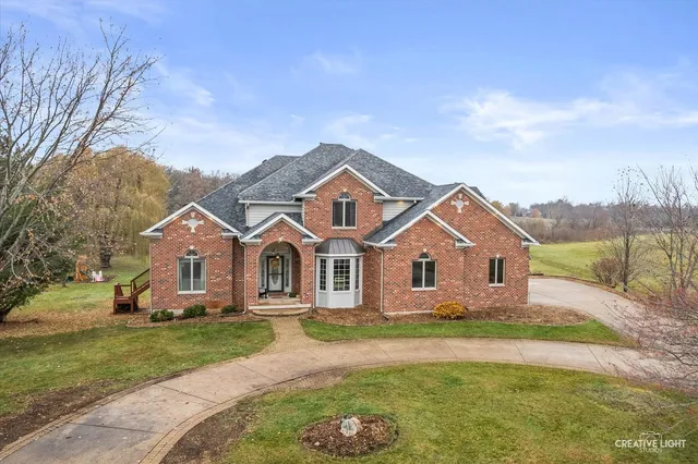 $597,900 | 10167 East Deer Creek Lane, Rochelle, IL 61068