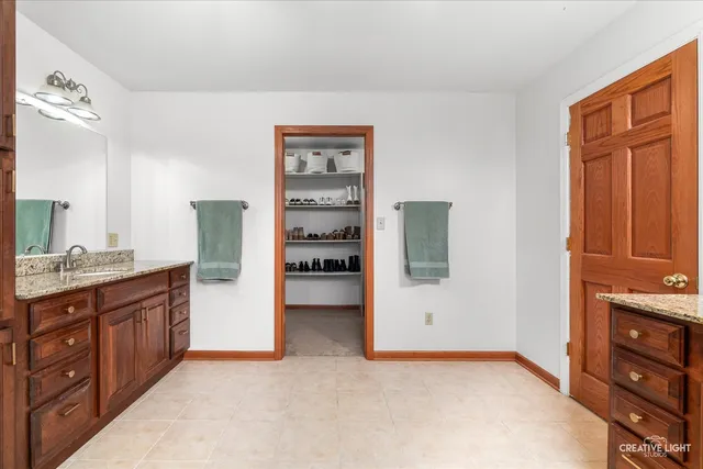 $597,900 | 10167 East Deer Creek Lane, Rochelle, IL 61068