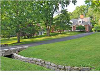 2411 Seneca Valley Road Louisville, KY 40205 - Photo 1 of 1 Primary Photo
