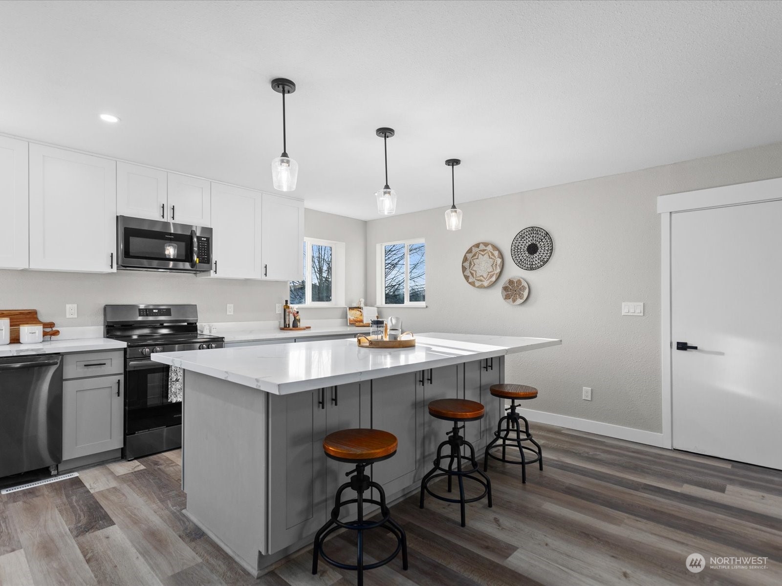 617 West Smith Road Bellingham, WA 98226 - Photo 10 of 24 Gallery Image 10