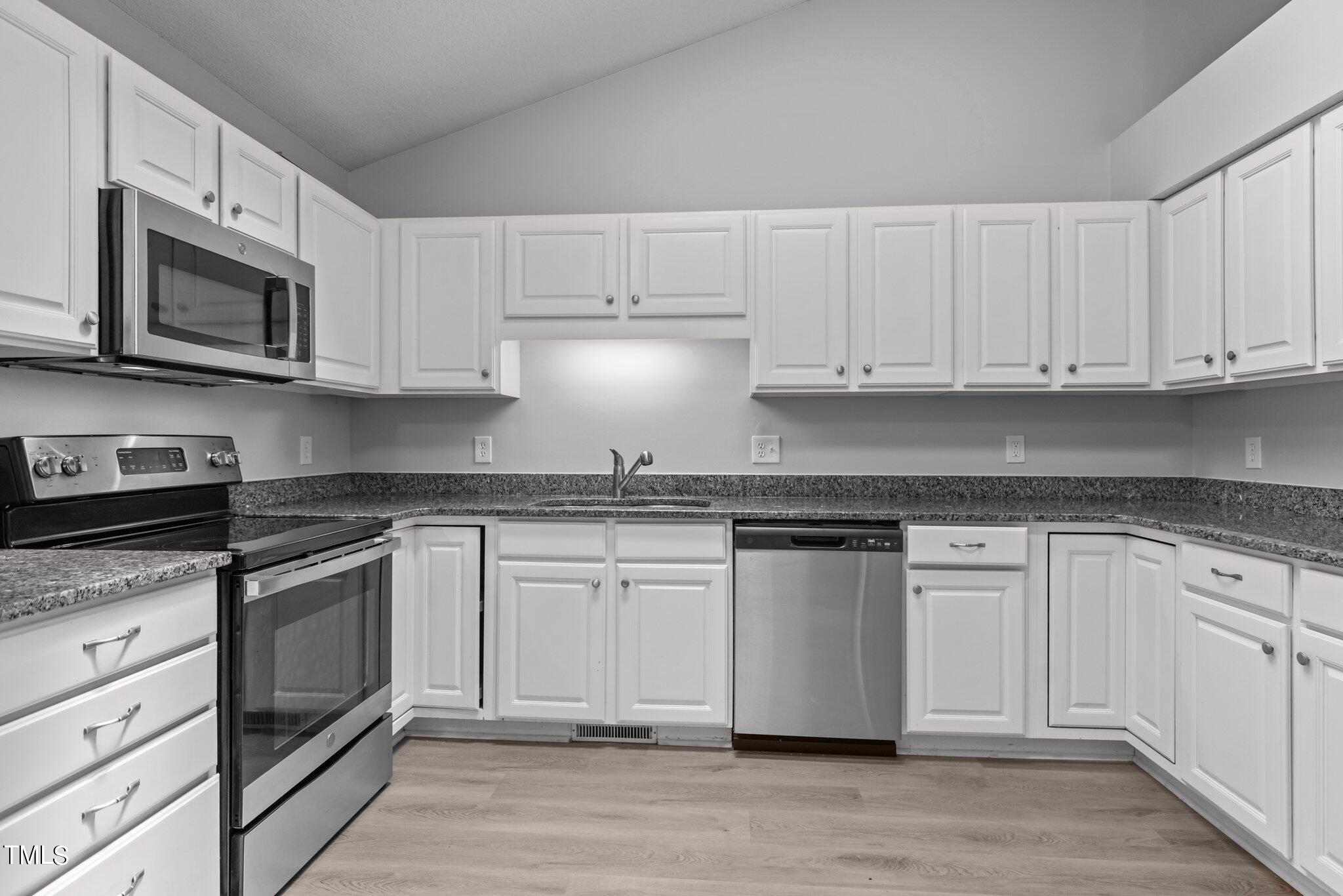 5002 Carolwood Lane Durham, NC 27713 - Photo 10 of 43 10-web-or-mls-8Y3A5080