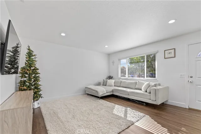 $450,000 | 2451 College La, La Verne, CA 91750