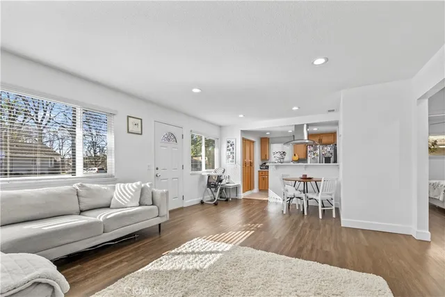 $450,000 | 2451 College La, La Verne, CA 91750