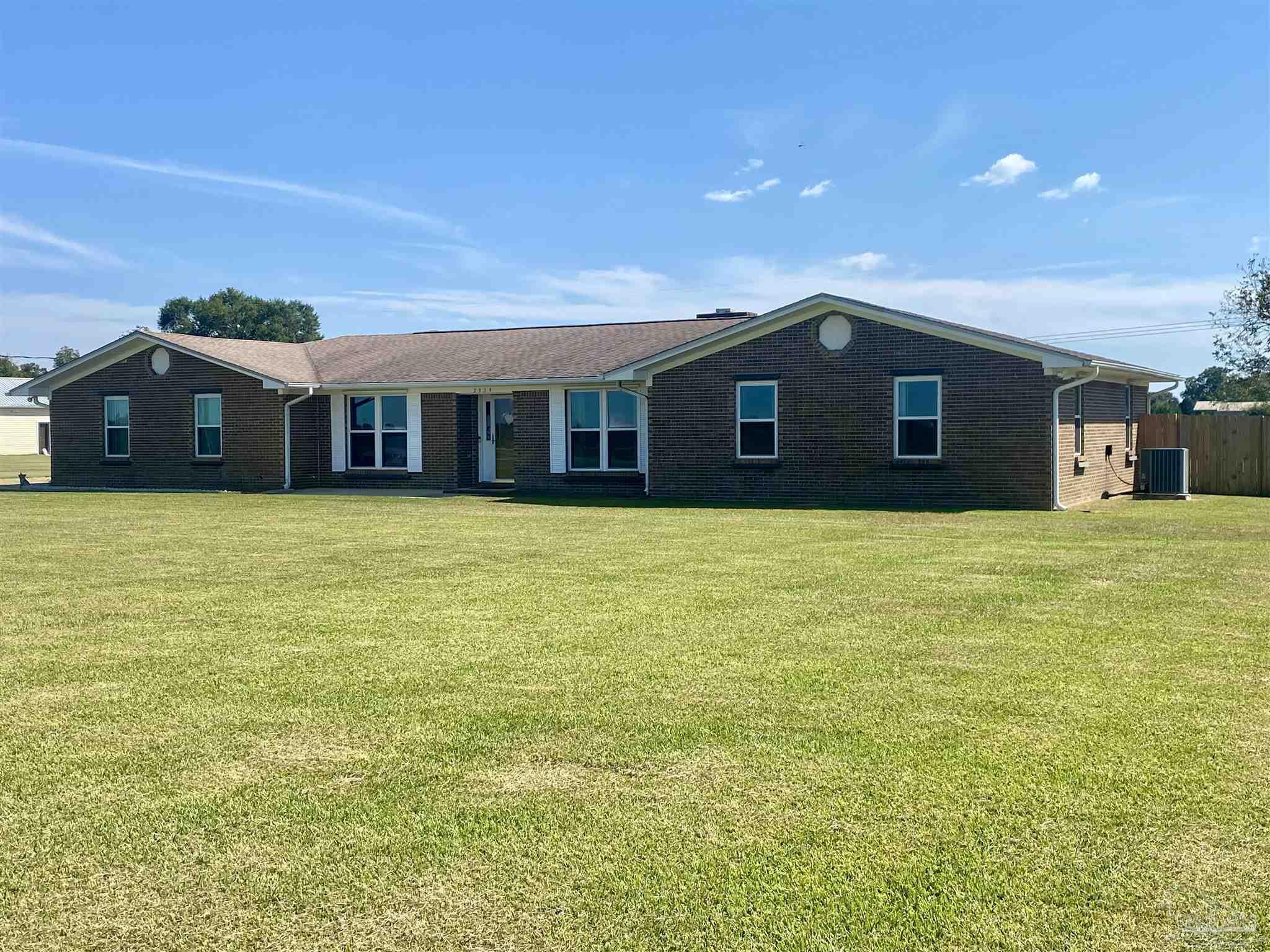 2529 Chance Road Molino, FL 32577 - Photo 4 of 27 Gallery Image 4