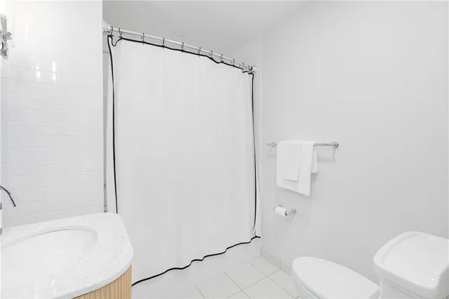 $675,000 | 1 Tower Drive, Unit 101, Portsmouth, RI 02871