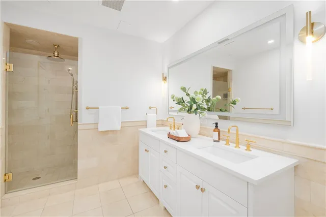 $675,000 | 1 Tower Drive, Unit 101, Portsmouth, RI 02871