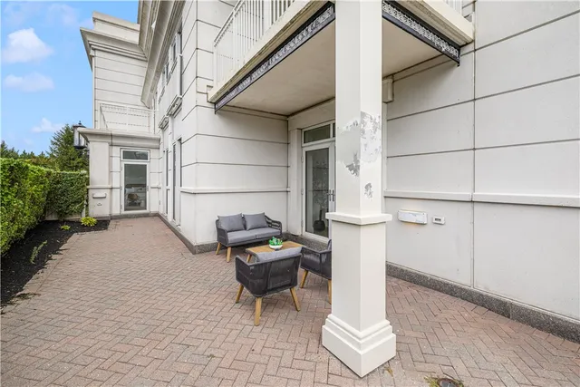 $675,000 | 1 Tower Drive, Unit 101, Portsmouth, RI 02871