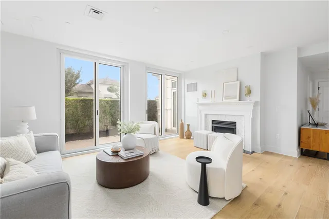 $675,000 | 1 Tower Drive, Unit 101, Portsmouth, RI 02871