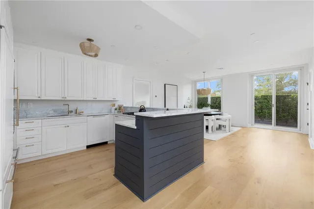 $675,000 | 1 Tower Drive, Unit 101, Portsmouth, RI 02871