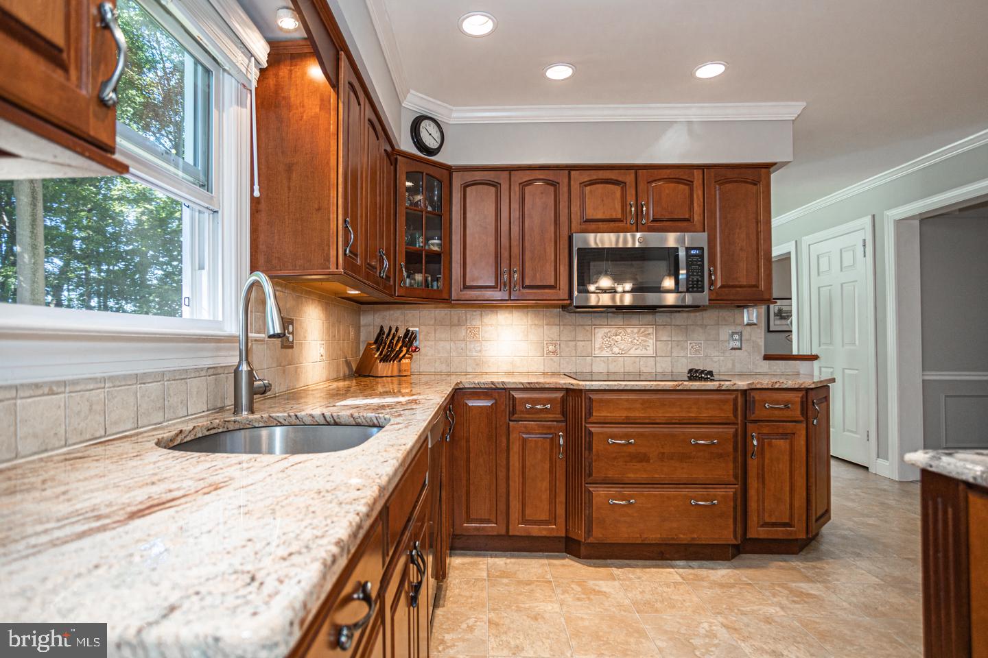 2195 Twining Road Newtown, PA 18940 - Photo 9 of 51 Gallery Image 9