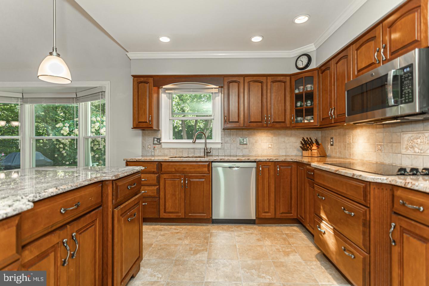 2195 Twining Road Newtown, PA 18940 - Photo 10 of 51 Gallery Image 10