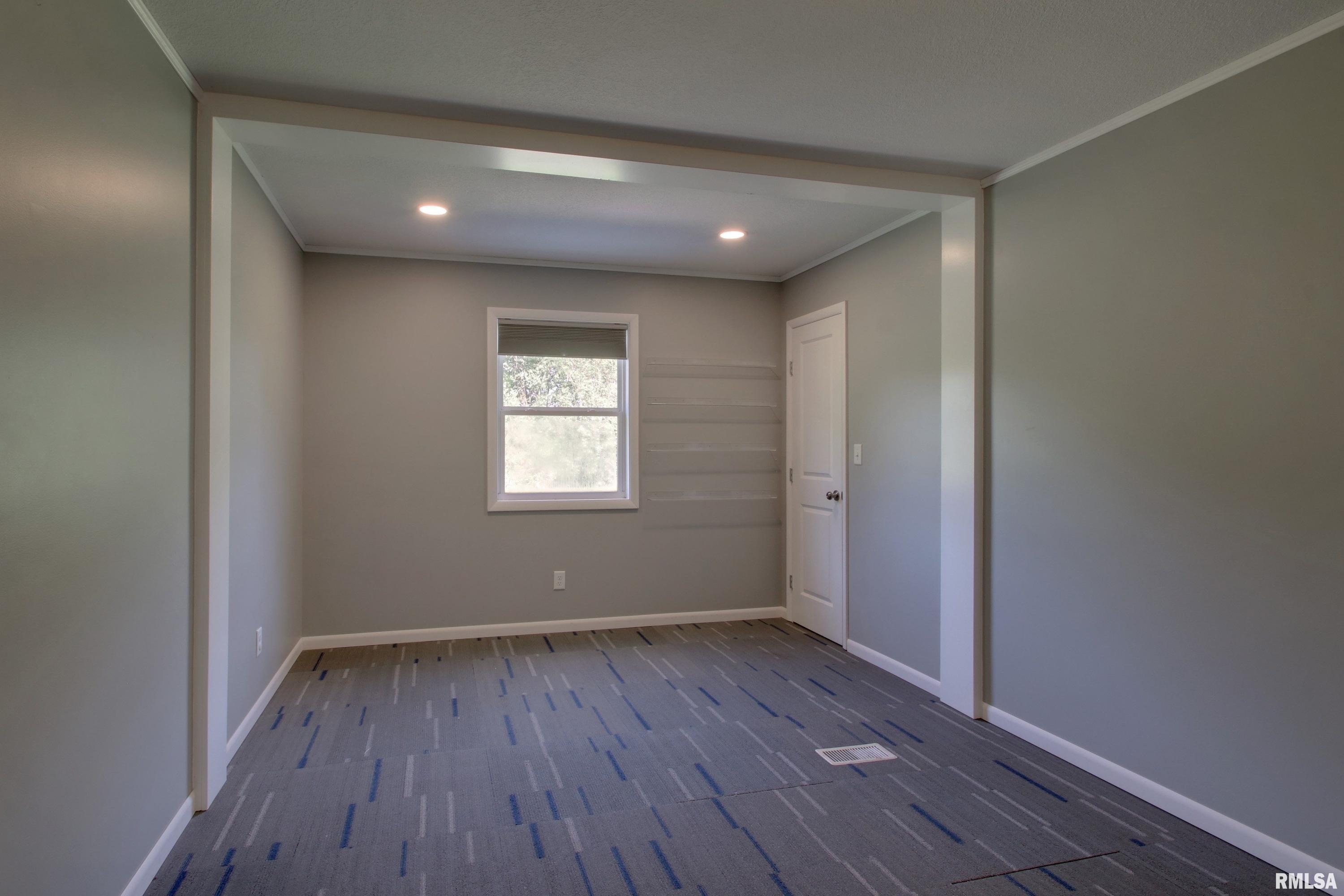 1447 North 200th Avenue Payson, IL 62360 - Photo 23 of 45
