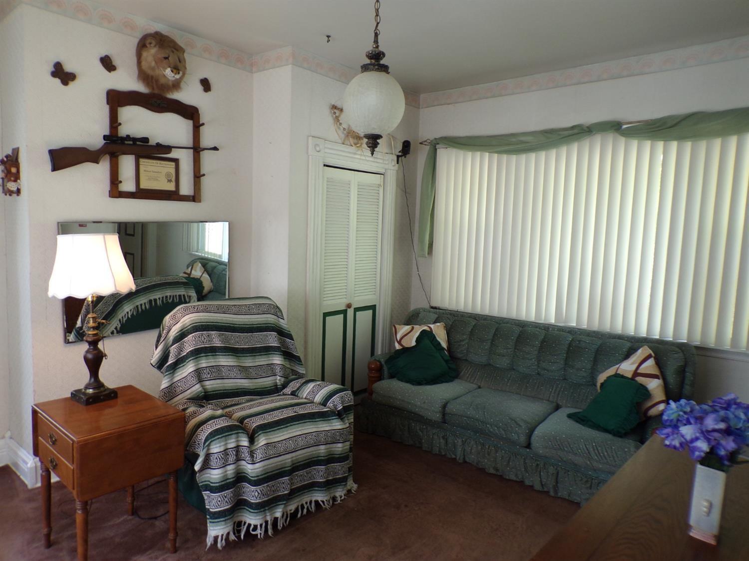 10098 West Mill Road Cincinnati, OH 45231 - Photo 4 of 31