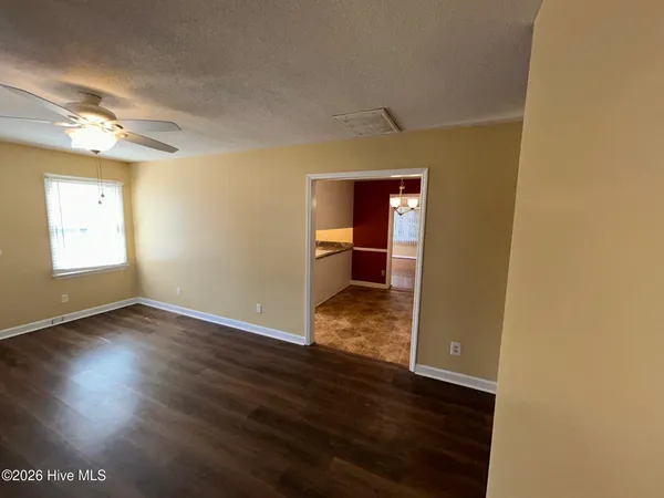 $1,600 | 92 Lancaster Drive, Greenville, NC 27834
