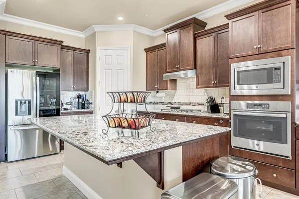 $699,777 | 3255 Roberts Avenue, Clovis, CA 93619