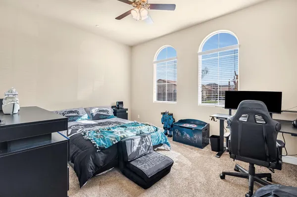 $699,777 | 3255 Roberts Avenue, Clovis, CA 93619