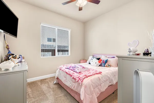 $699,777 | 3255 Roberts Avenue, Clovis, CA 93619