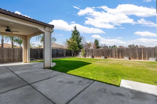 $699,777 | 3255 Roberts Avenue, Clovis, CA 93619
