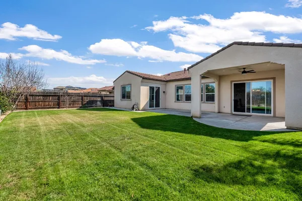 $699,777 | 3255 Roberts Avenue, Clovis, CA 93619