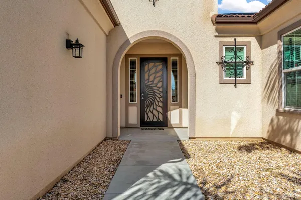 $699,777 | 3255 Roberts Avenue, Clovis, CA 93619