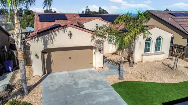 $699,777 | 3255 Roberts Avenue, Clovis, CA 93619