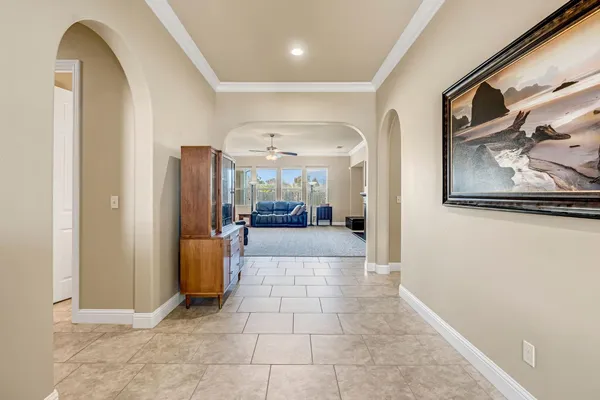 $699,777 | 3255 Roberts Avenue, Clovis, CA 93619