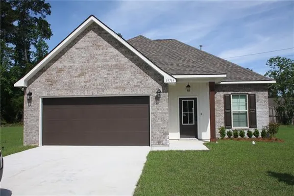 $2,300 | 19714 Calden Court, Covington, LA 70433