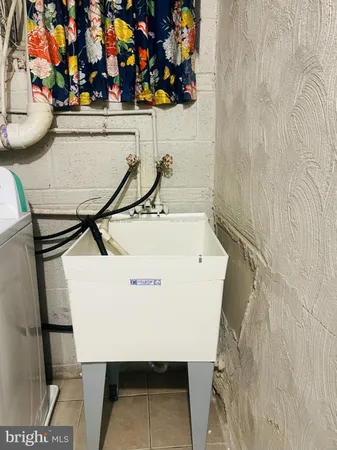 a view of a room & utility room