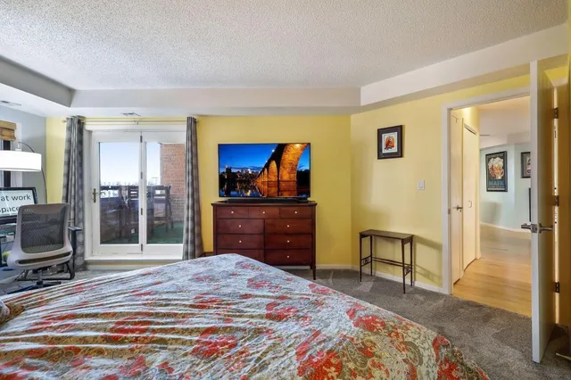 $199,900 | 20 Northeast 2nd Street, Unit P504, Minneapolis, MN 55413