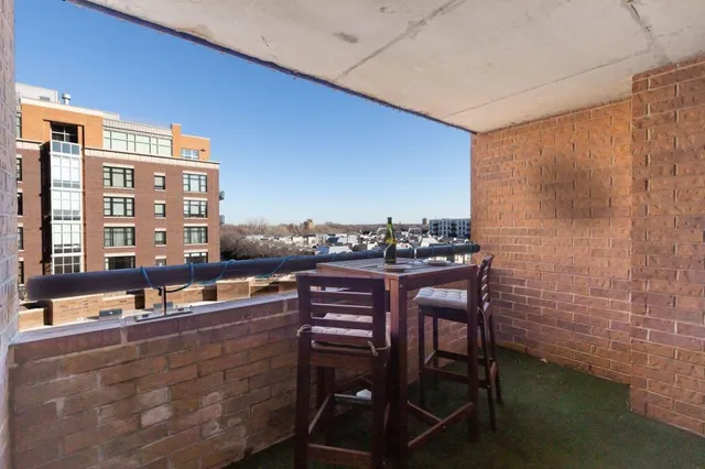 $199,900 | 20 Northeast 2nd Street, Unit P504, Minneapolis, MN 55413