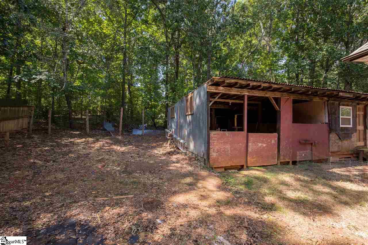 59 Thompson Road Taylors, SC 29687 - Photo 26 of 31