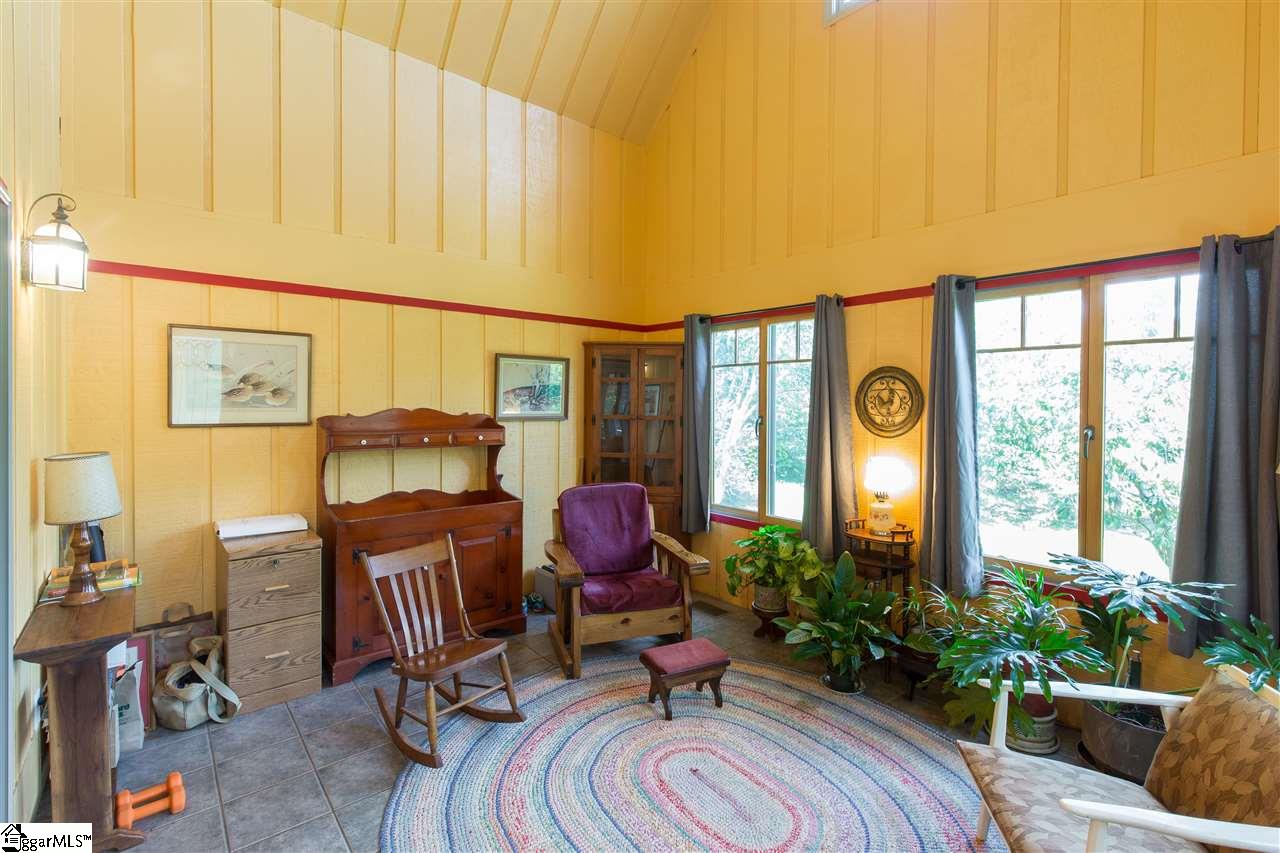 59 Thompson Road Taylors, SC 29687 - Photo 6 of 31