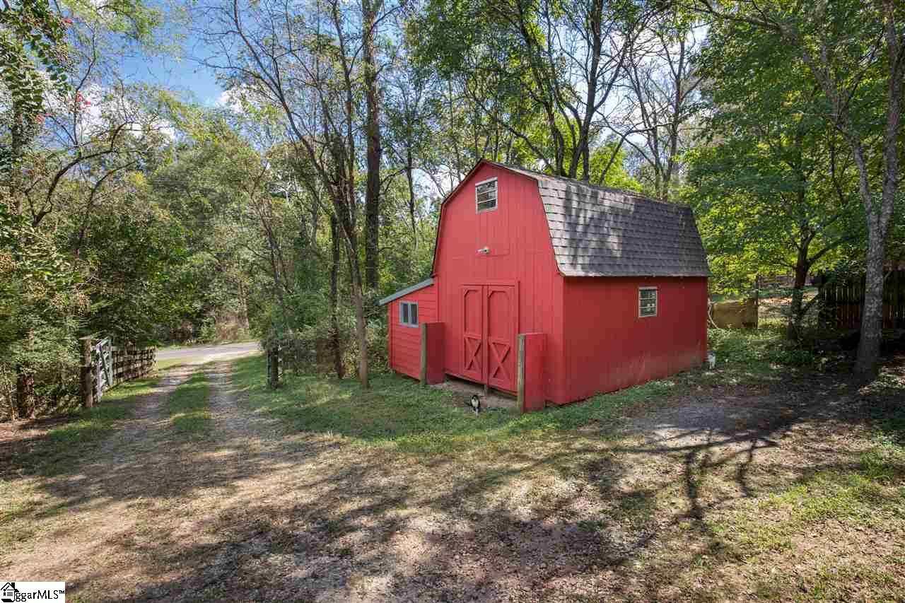 59 Thompson Road Taylors, SC 29687 - Photo 8 of 31