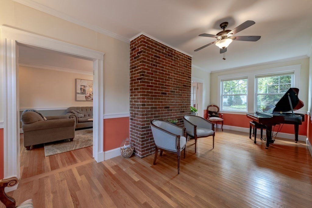 73 Ellison Park Waltham, MA 02452 - Photo 12 of 36